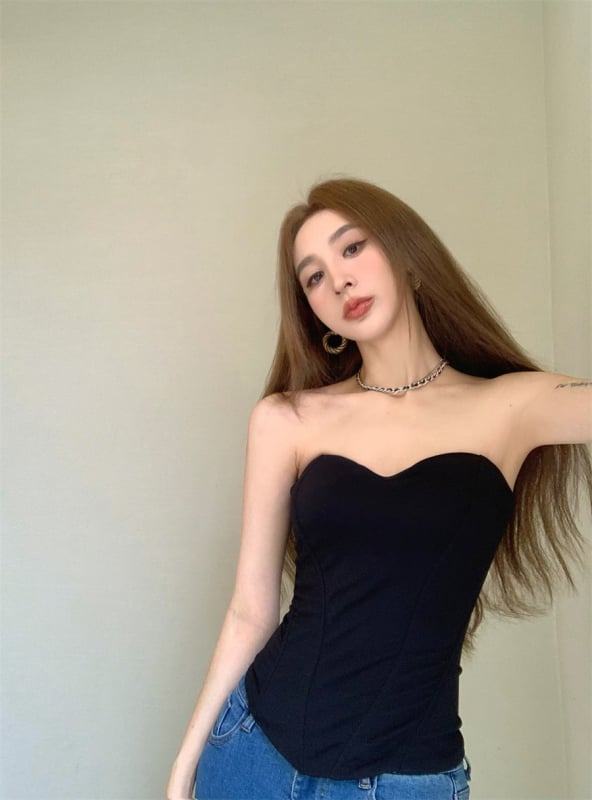 Ženski top bez naramenica, uski kroj, poliester, jednobojna boja, mikroelastični, ljeto 2025