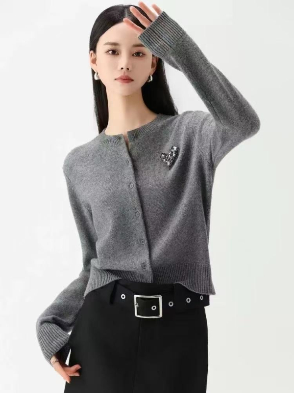 Vuneni kardigan s okruglim izrezom, dugi rukavi, jesen 2025