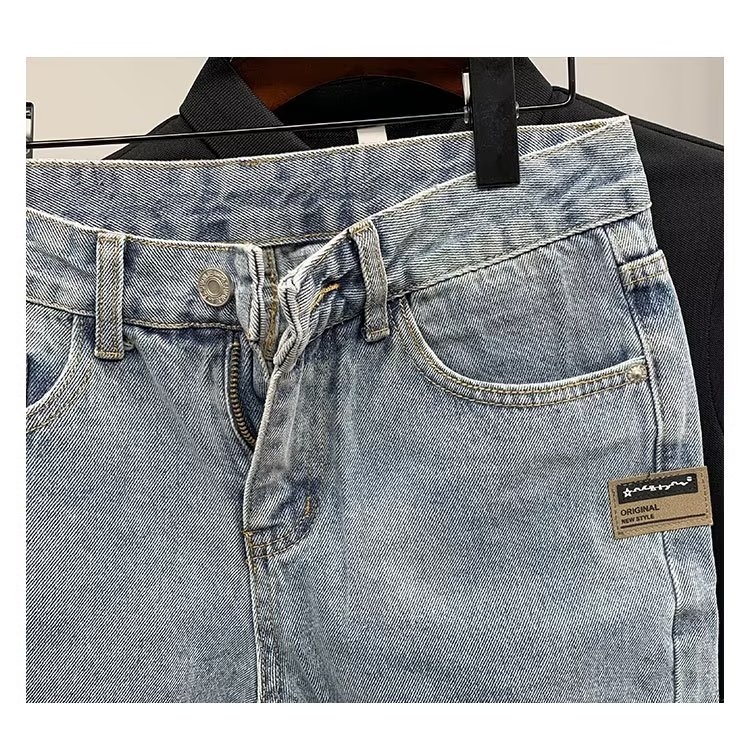 Șort denim unisex, croi larg, peste genunchi, bumbac 60%, vară, stil coreean
