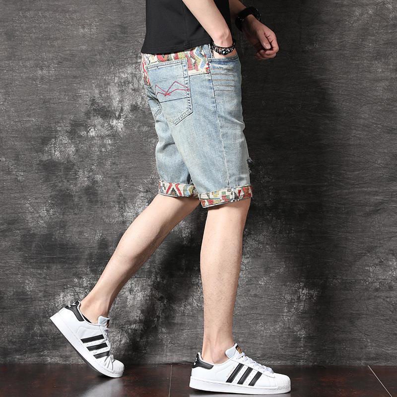 Pánske džínové šortky s výšivkou a dierami, ľahká luxusná móda, dĺžka do polovice stehna, zmes bavlny a polyesteru, voľný strih