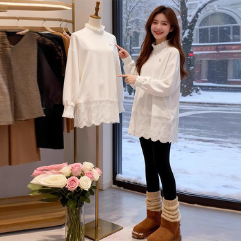 Tričko s čipkovanými vsadkami, dlhý rukáv, okrúhly výstrih, voľný strih, polyester