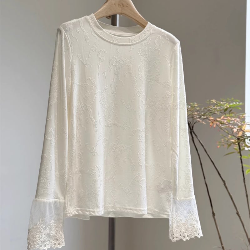 Tričko s čínskym štýlom výšivky, dlhé rukávy, okrúhly výstrih (50–70% polyesterová zmes, polyesterovo-bavlnená látka, jar 2025)
