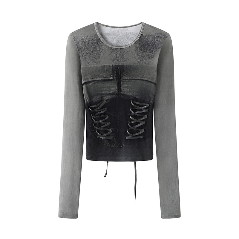 T-shirt slim fit, dugi rukavi, okrugli izrez, materijal pamuk-poliester, detalj kolaz