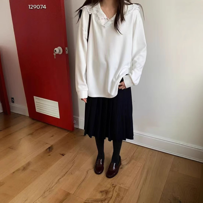 Bavlnená mikina s kapucňou a dlhými rukávmi, krajková vsádka, voľný strih, 90–95% bavlna, zimná 2025 verzia