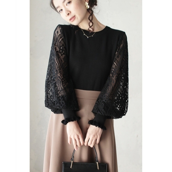 Pleteni top s čipkastim balonastim rukavima, casual (Proljeće 2023)