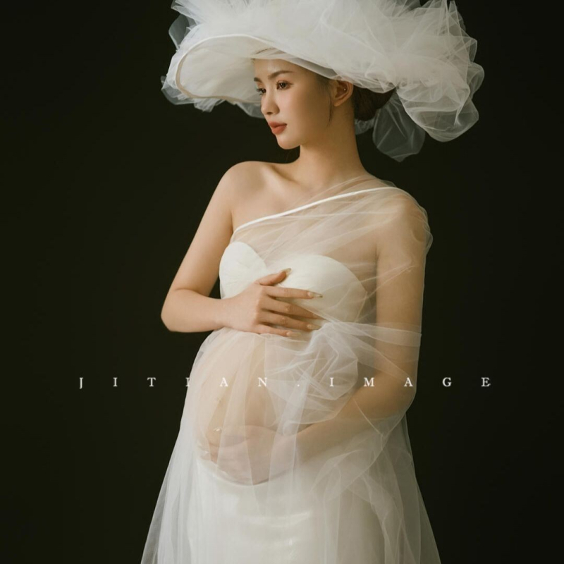 Set na fotenie tehotnej, bez rukávov, acetátová tkanina, triacetátové vlákno, obsah 50–70%