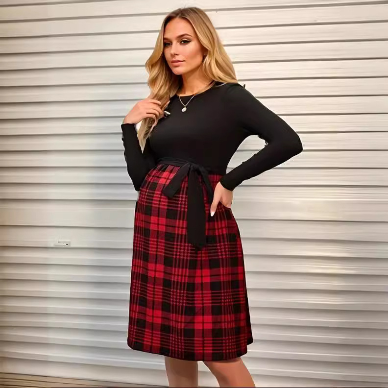 Haljina za dojenje s otvorom za dojenje, karirani uzorak, dugi rukavi, okrugli ovratnik, visoki struk, midi dužina