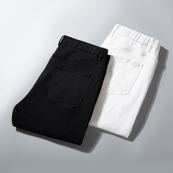 Pánske džínové šortky so strednou taliou, rovný strih, ošúchané okraje, 75% spandex, priedušné