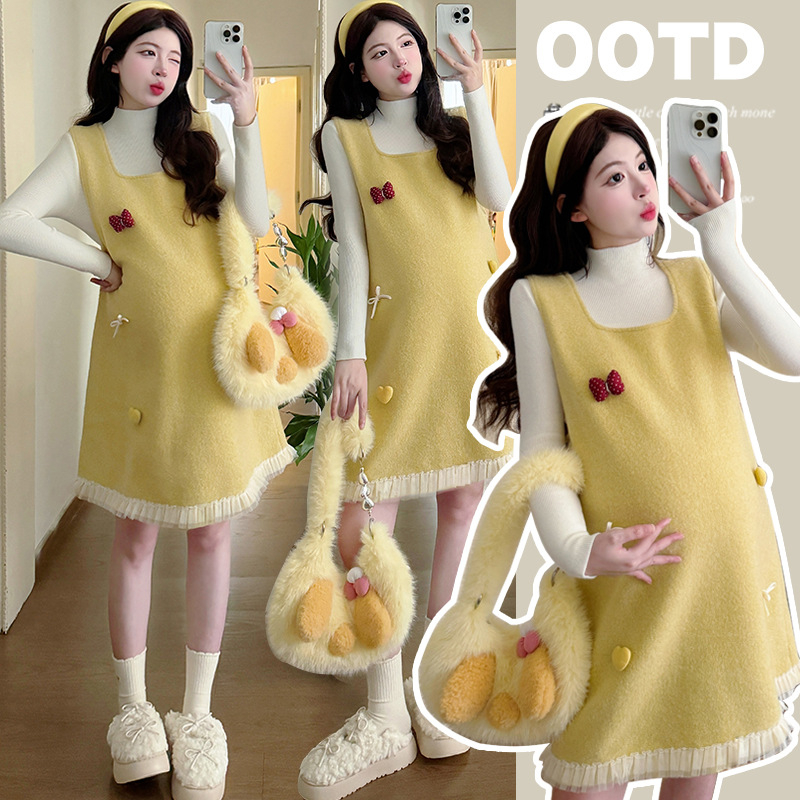 Бременска вълнена рокля за зима в комплект с рокля‑сърце и плетен базов топ, квадратен деколте, петалови ръкави, средна дължина