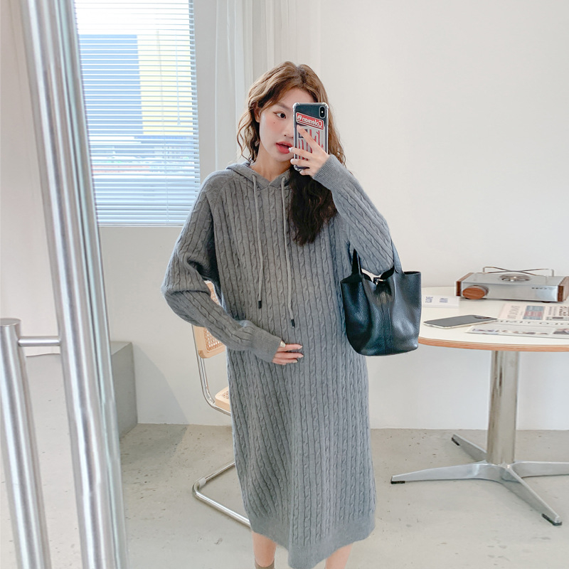 Trudnička pletena haljina s kapuljačom, jesensko-zimski stil, korejski stil, opušten kroj, dugi rukavi, kabelski uzorak, materijal viskoza s 70–80% poliesterom