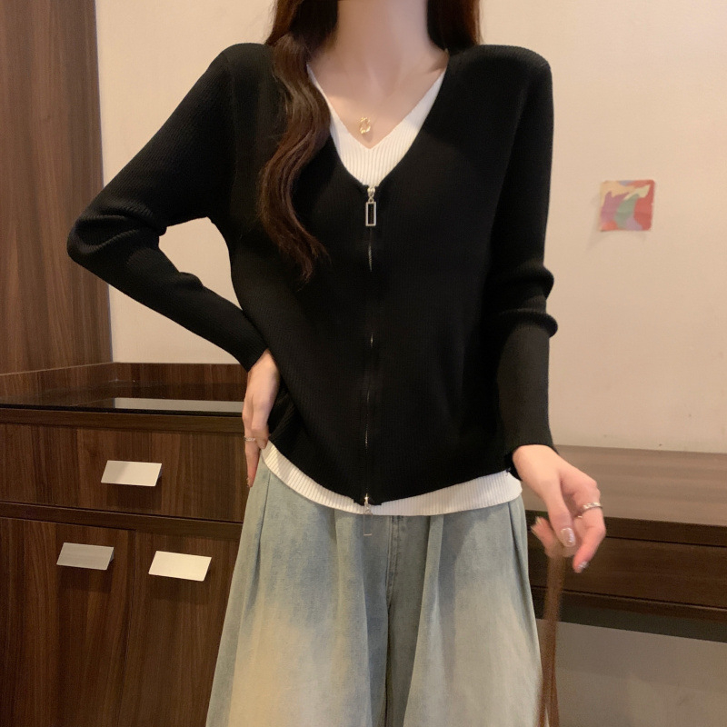 Pletena majica za dojenje, uski kroj, V-izrez, dugi rukavi, za jesen-zimu