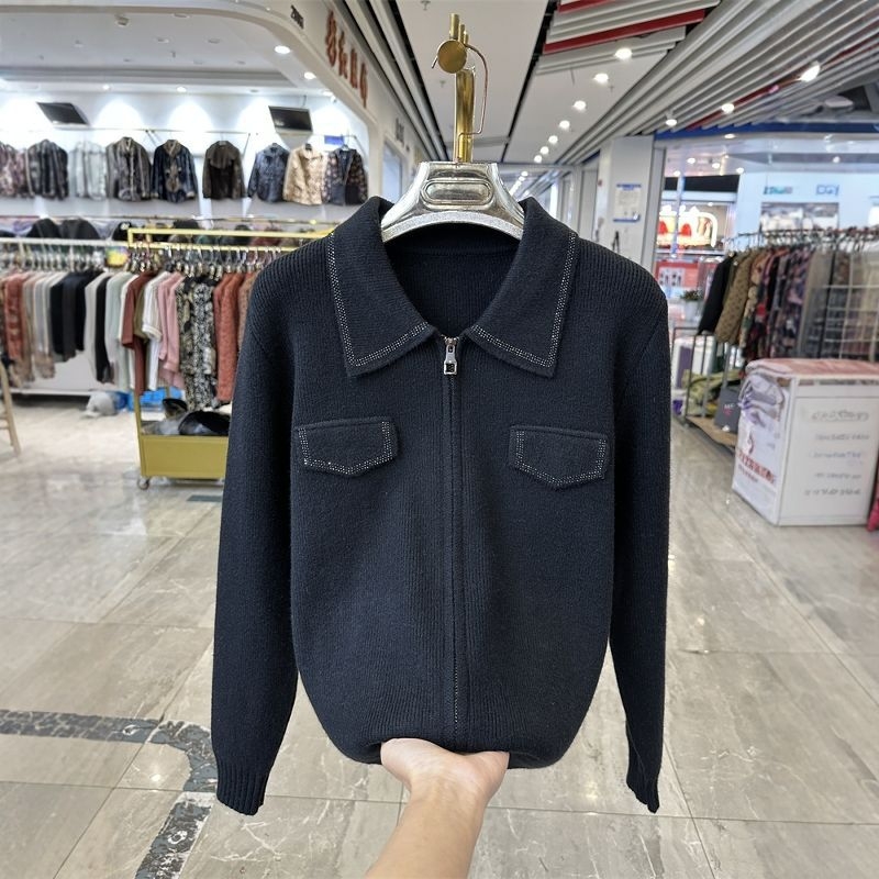 Kardigan s polo ovratnikom, rukavi tip princeze, 3/4 rukava, književno retro stil, PVC smjesa do 30%