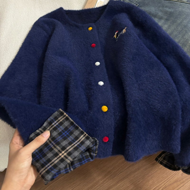 Vezeni pleteni jakna (3/4 rukava, polo ovratnik, PVC smjesa do 30%, retro inspiracija)