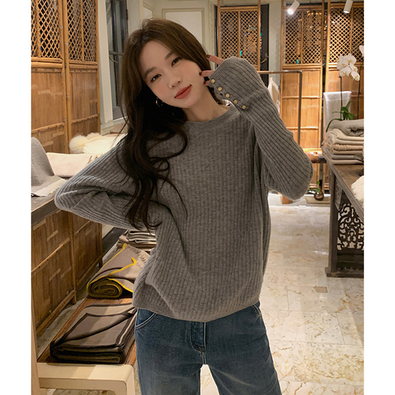 Jeseno-zimski top za dojenje, pleteni pulover, uski kroj, dugi rukavi, okrugli izrez, konoplja (>95%), duljina 50–65 cm