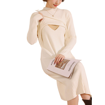 Майчина рокля от трикотаж с кърмене, висока яка, дълги ръкави, кръгла пола