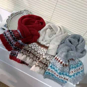 Ženski set: crveni jakard pulover i šal u Fair Isle stilu, jesen-zima retro opuštenog izgleda, pulover s okruglim izrezom i šalom