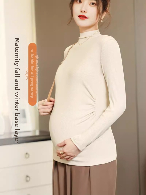 Grūtnieču rudens–ziemas pamata top, brīvs piegriezums, garās piedurknes, apaļš kakls, kokosrags samts, viskozes–spandeksa audums, garums 50–65 cm