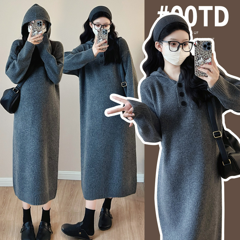 Trudnička džemper-haljina s kapuljačom, široka silueta, street-hipster stil, viskoza 80-90%, dugi rukavi, zima 2025