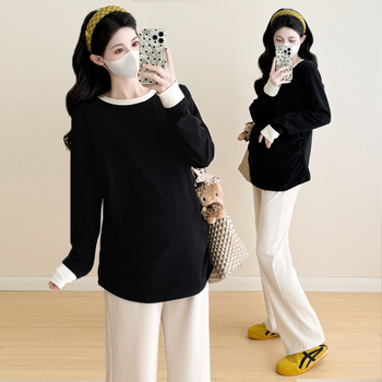 Trudnička pletena majica od pamuka s visokim stupnjem elastičnosti, dugim rukavima, okruglim izrezom, normalne duljine