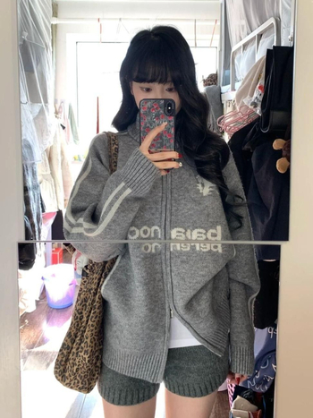 Sveter na zips so stojacim golierom, v americkom retro bejzbal štýle, na jeseň-zimu, textový vzor, vlna-poliesterová zmes, mestský štýl