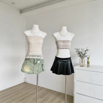 Dámske bezramienkové tielko s dierovaným vzorom, štíhly strih, leto 2025, vlákno z polyetylénu