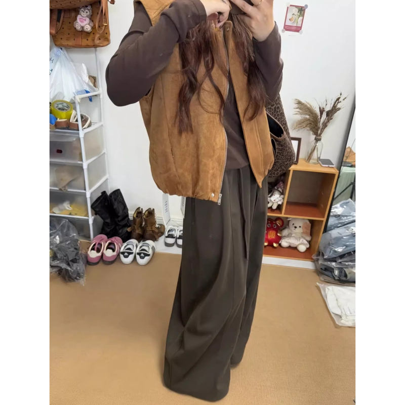 Dámska velúr vesta – elegantný mestský štýl, okrúhly výstrih, voľný strih, dĺžka 50-65 cm, zima 2025