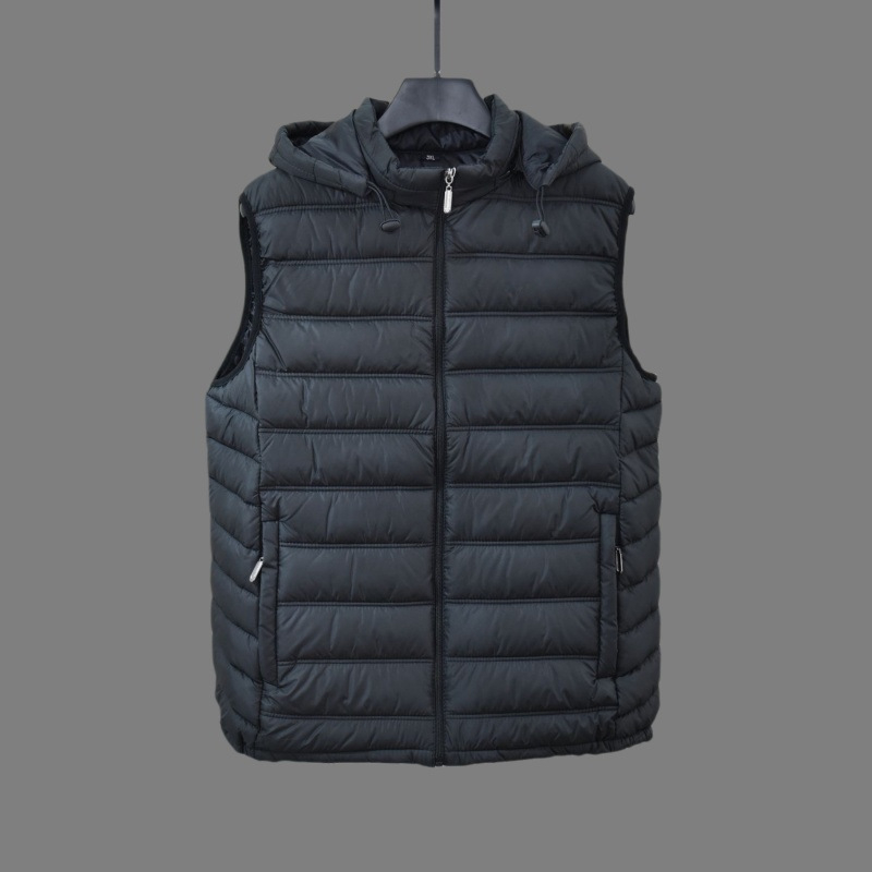 Muški prsluk s visokim ovratnikom, udoban slobodan kroj, lagano punjenje od poliesterskih vlakana, džepovi na zip