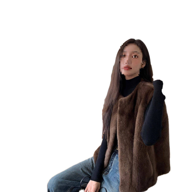 Vesta din blană de nurcă cu guler de blană, țesătură chenille cu elastan sub 30%, Primăvara 2025, stil Japonez/Koreean de relaxare, versiune neregulată