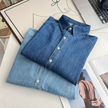 Ženska traper košulja s dugim rukavima, 80–90% pamuk, denim tkanina, ovratnik košulje, casual dnevni stil