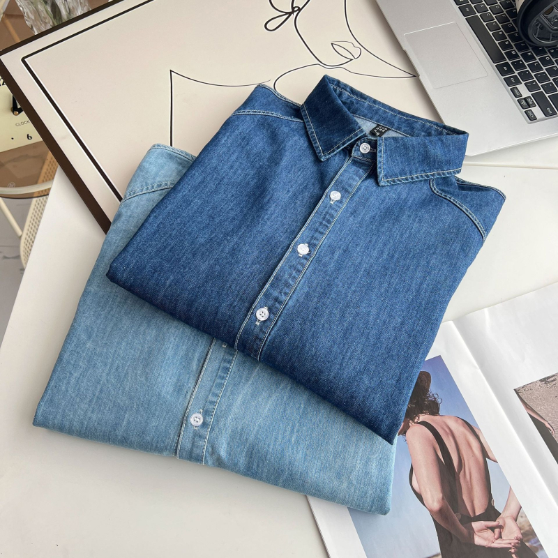 Ženska traper košulja s dugim rukavima, 80–90% pamuk, denim tkanina, ovratnik košulje, casual dnevni stil
