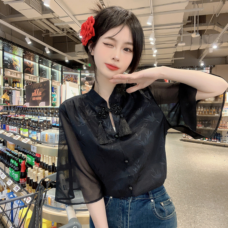Bluza | Off-Shoulder, ženski stil zrelosti | Chenille-spandex tkanina, jednobojna | Rukav: Five-Point Sleeve, stoje ovratnik, kratka duljina (40–50 cm), kopčanje u jednom redu