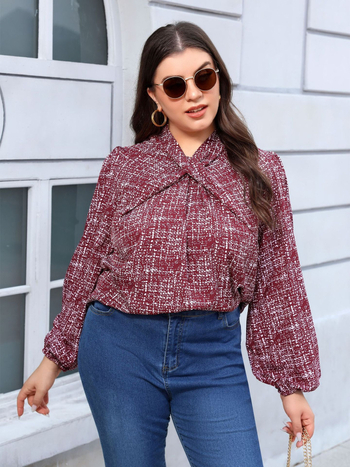 Женска полиестерна блуза с V-образно деколте и дълги ръкави, средна дължина, елегантен стил