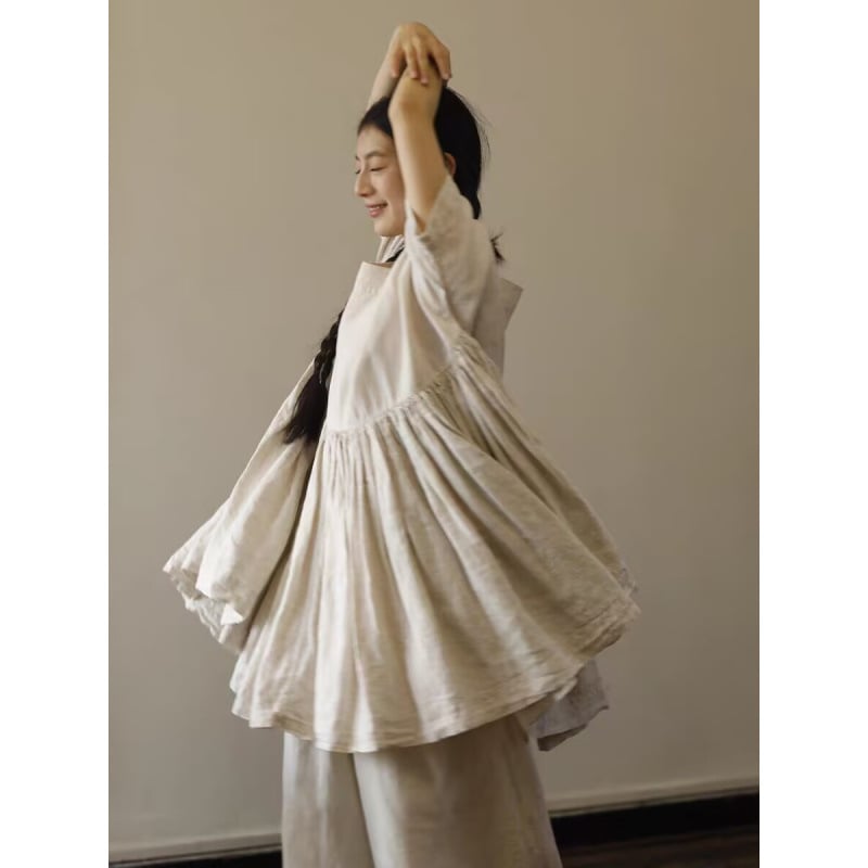 Košulja s ultra širokim krojem i plisiranim prednjim dijelom, pamuk-lininska smjesa, pamuk 50–70% i poliester <30%, pulover stil, okrugli ovratnik, rukavići 3/4, patchwork detalj, srednja duljina