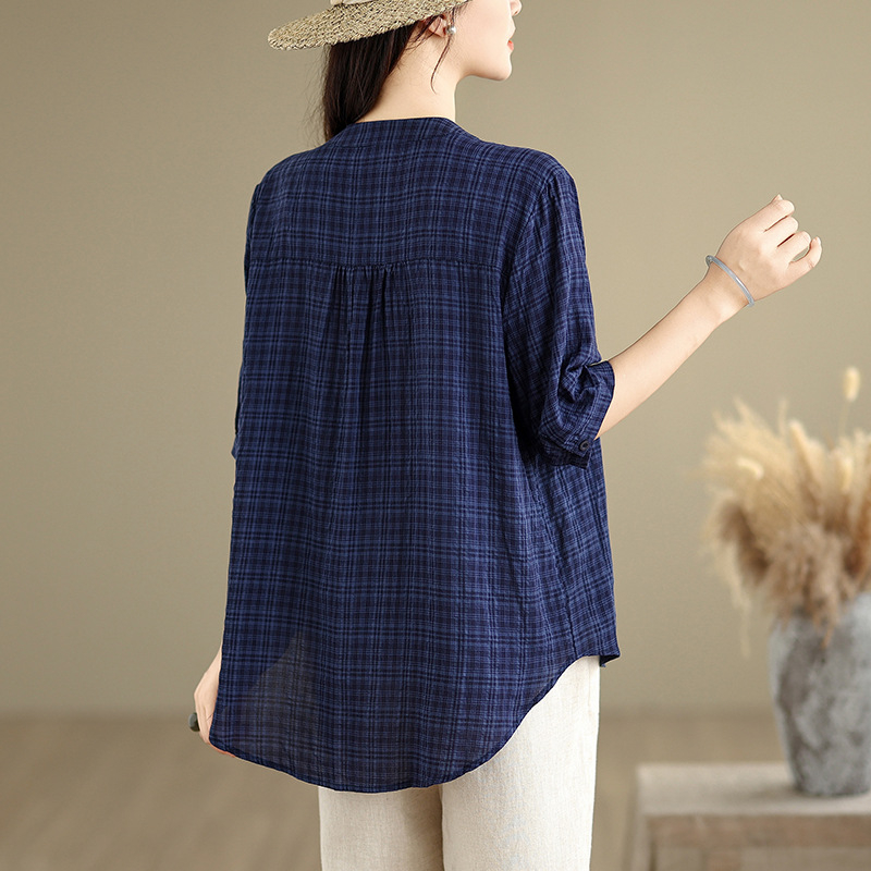 Ženska bluza s V-izrezom, karirani uzorak, pamuk-poliester materijal, opuštena silueta, glavni sastav tkanine 50–70%