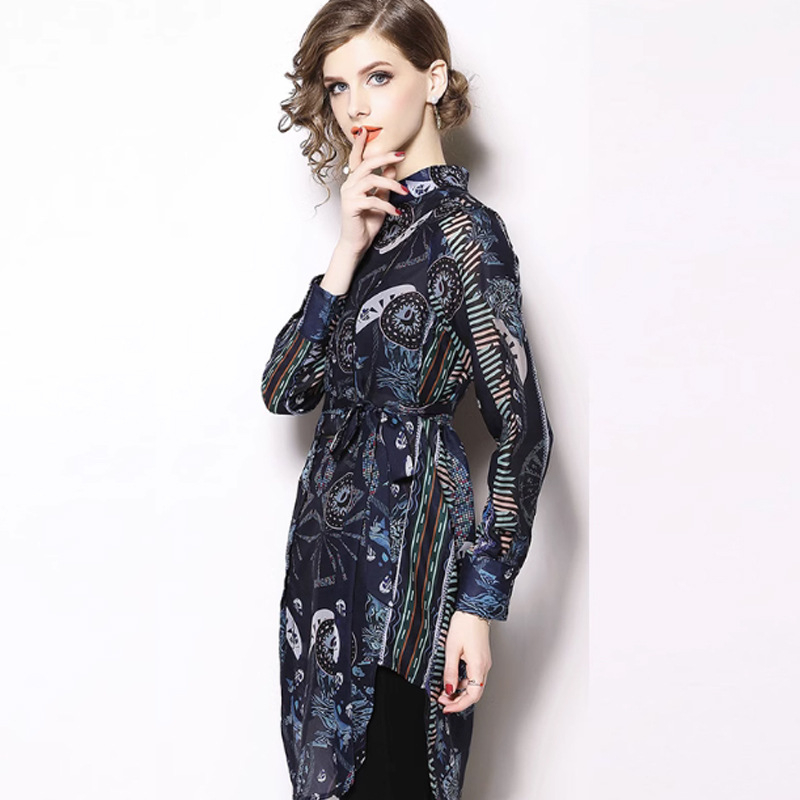 Polyesterové šaty–košeľa s geometrickým vzorom, dvojdielna súprava, golier rever, dlhé rukávy, nepravidelný lem, dlhá dĺžka