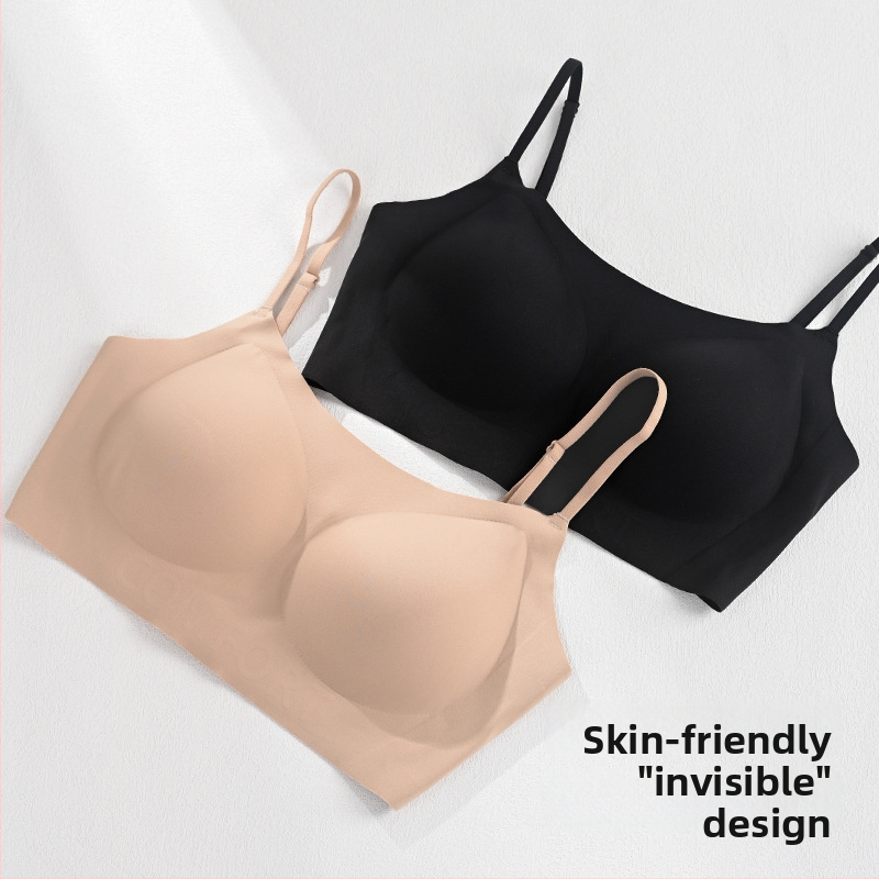 Sutien din mătase Mulberry cu cupe pline, bretele demontabile, închidere spate într-un rând, cupe ușor modelate, căptușeală din mătase