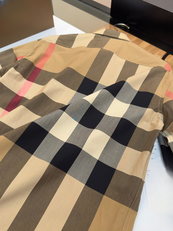 Košulja od pamuka s kariranim uzorkom, rever ovratnik, dugi rukavi, tijesni kroj