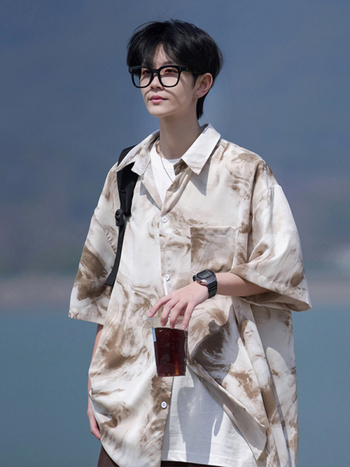 Košeľa s kvetinovým vzorom, krátke rukávy, voľný strih, 96% polyester, bez žmolkov