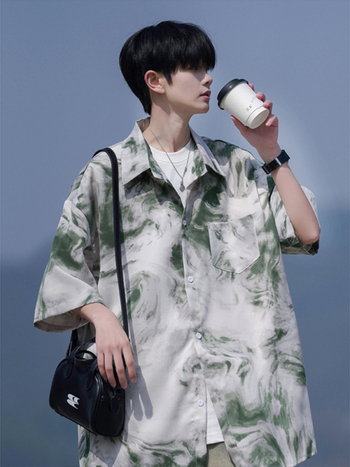 Košeľa s kvetinovým vzorom, krátke rukávy, voľný strih, 96% polyester, bez žmolkov