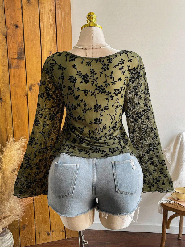 Košulja s dugim rukavima od poliestera s gradijentnim cvjetnim uzorkom, vezicama i kvadratnim izrezom