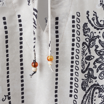 Ženska košulja s kapuljačom i dugim rukavima, cvjetnim uzorkom, materijal poliester-pamuk, ovratnik u obliku lotosova lista, duljina 50–65 cm, proljeće 2025