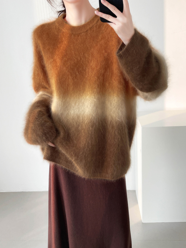 Pulover tricotat din lână de miel, textură periată, guler rotund, croială lejeră, mâneci lungi, iarna 2025