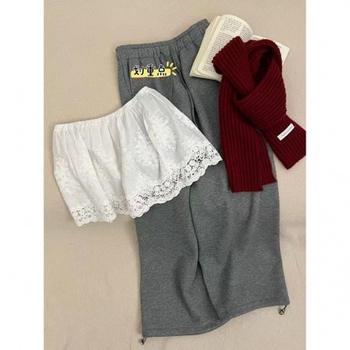 Sukňa s vysokým pásom, štíhla silueta, žakardová výšivka s čipkou, polyester, rastlinný vzor