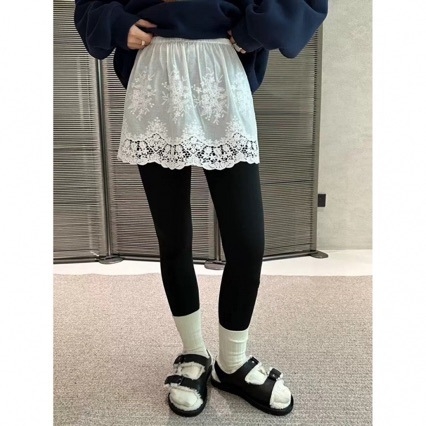 Sukňa s vysokým pásom, štíhla silueta, žakardová výšivka s čipkou, polyester, rastlinný vzor