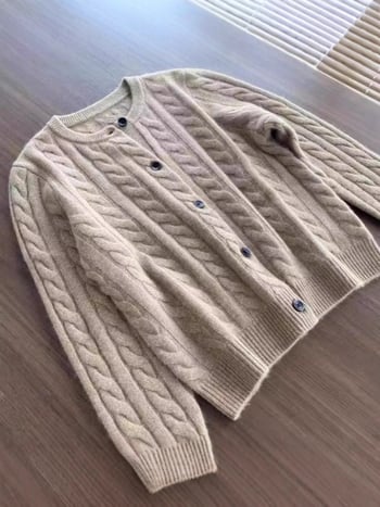 Cardigan, hrubé pletené vlákno, vlna 95%+, voľný strih, dlhé rukávy, jeseň 2025