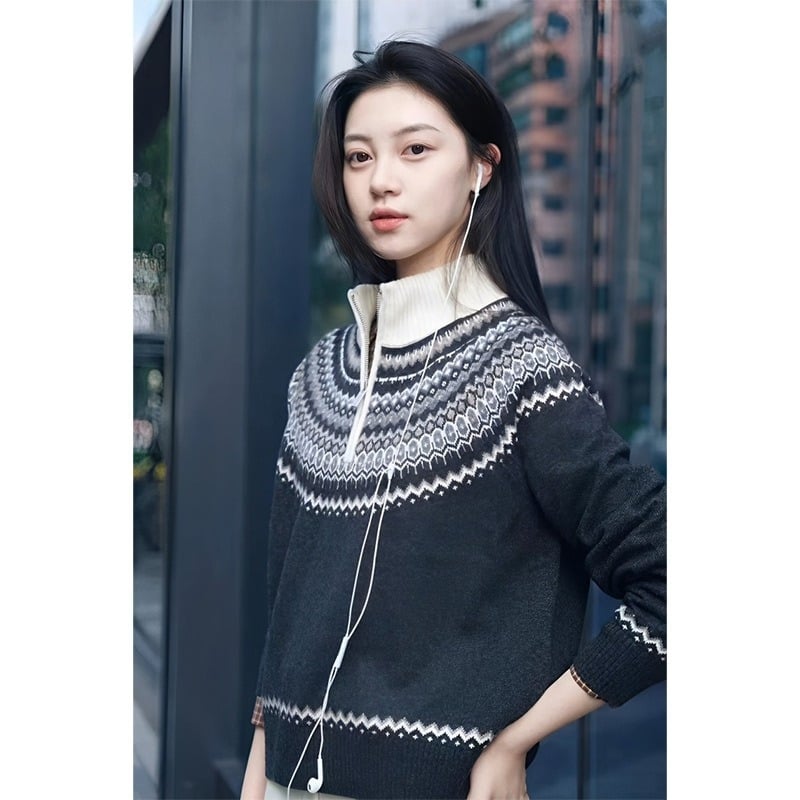 Ženski vuneni džemper s geometrijskim Jacquardom, kapuljačom, širokim krojem