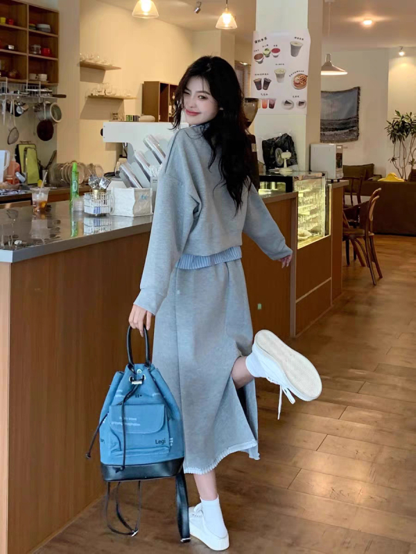 Dvojdielny dámsky kostým: pulóver s polo golierom a dlhými rukávmi + midi sukňa s vysokým pásom, jeseň 2025, polyester