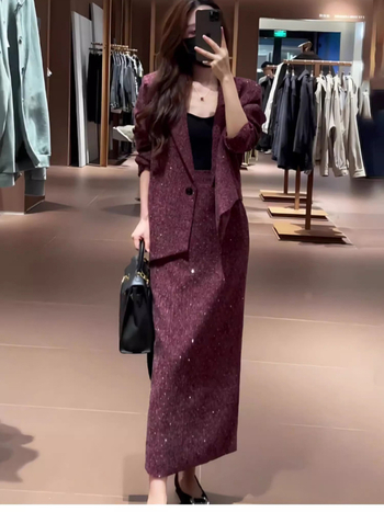 Dva dijela kostima: suknja i sako za žene — poliester, 95%+, dugi rukavi, suknja srednje duljine