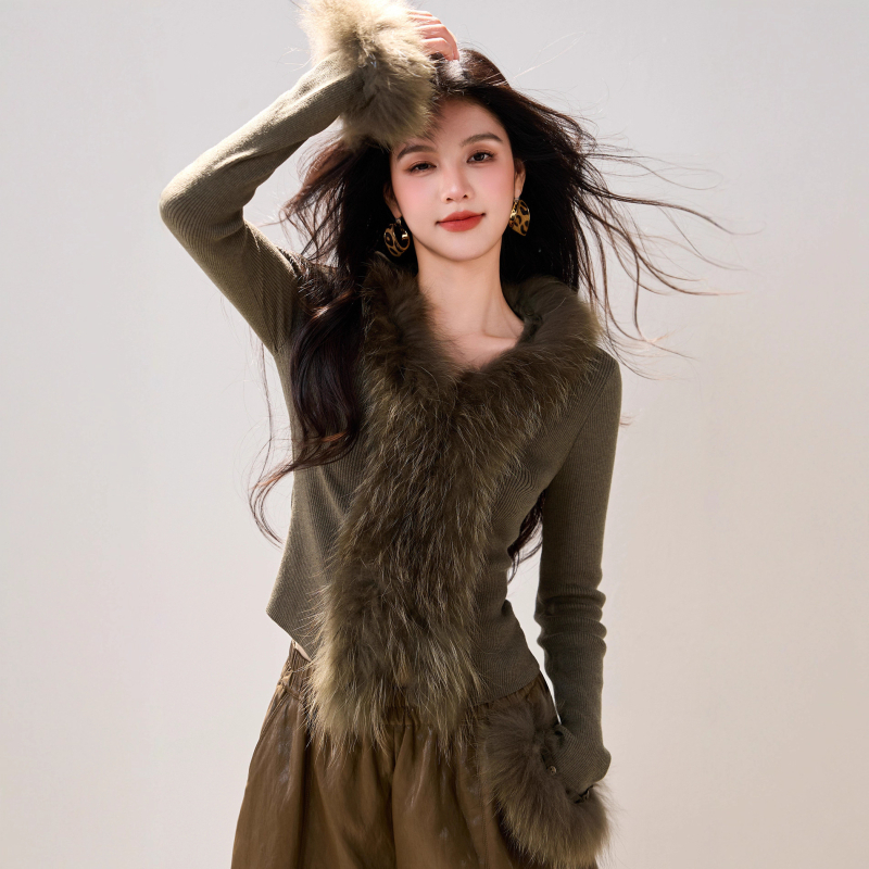 Pleteni kardigan s kapuljačom i polo ovratnikom, dugi rukavi, standardna duljina, mješavina ovčje vune s viskozom i spandexom