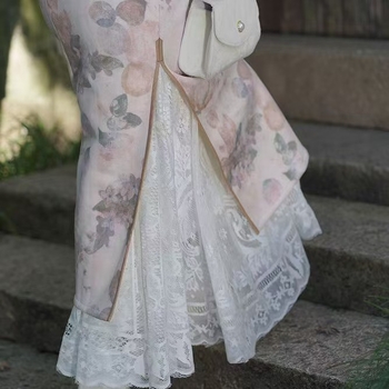 Duga suknja s floralnim uzorkom i čipkastim prorezima, oversize kroj, poliester-bavlna smjes